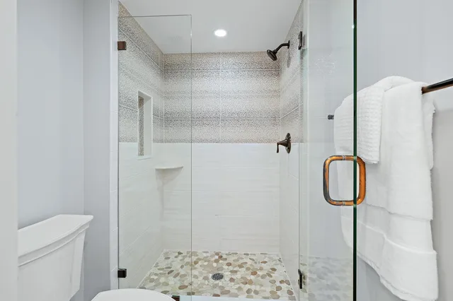 Unit 316 photo 16