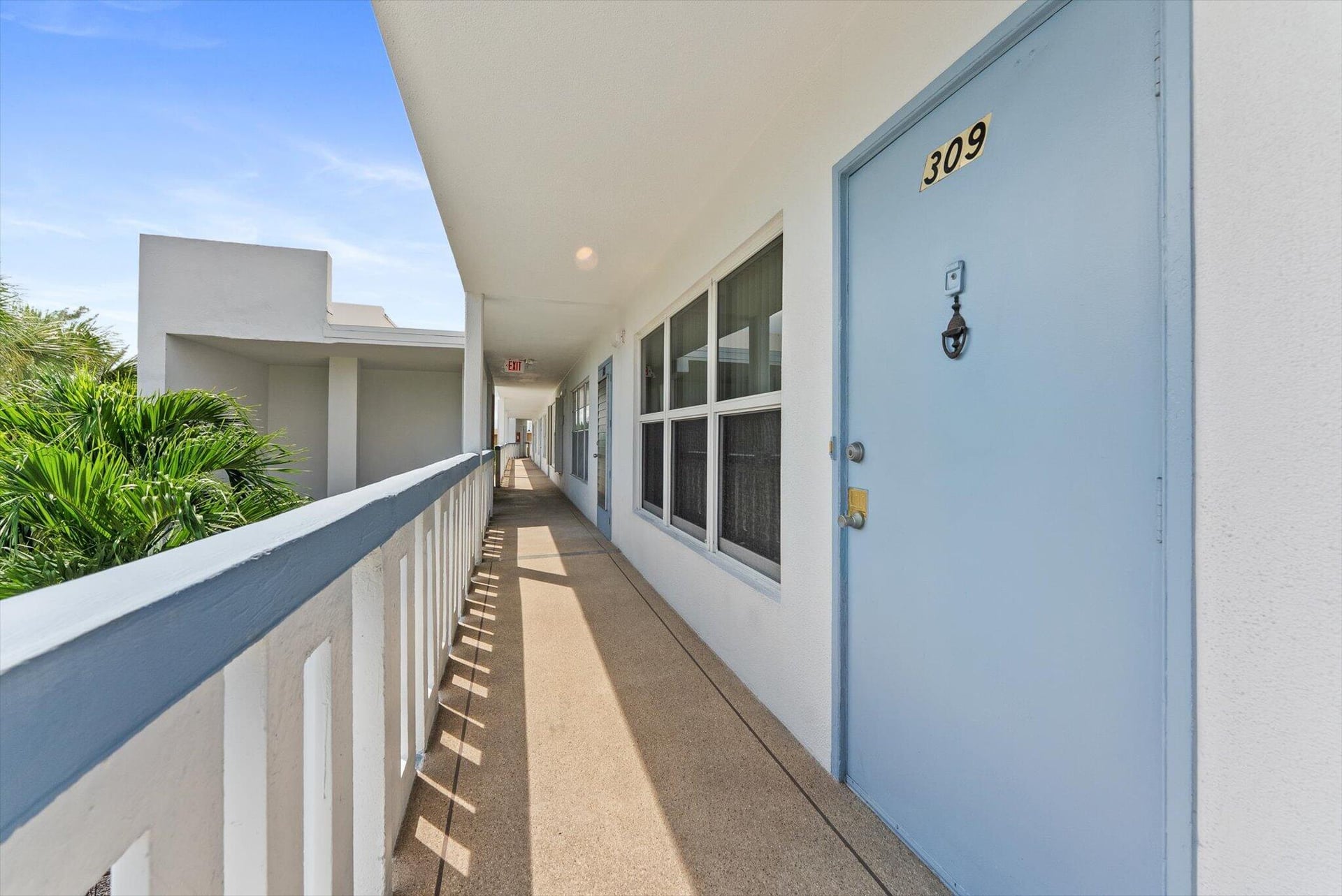 Residence photo 5
