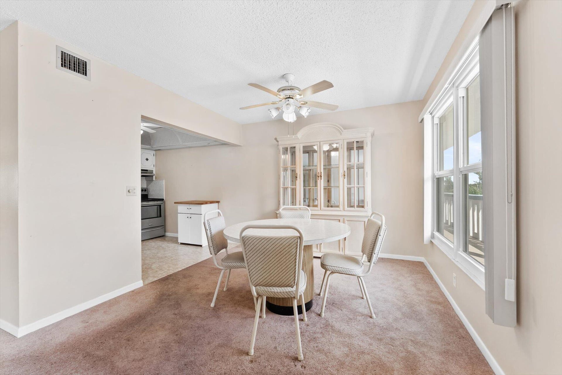 Residence photo 10
