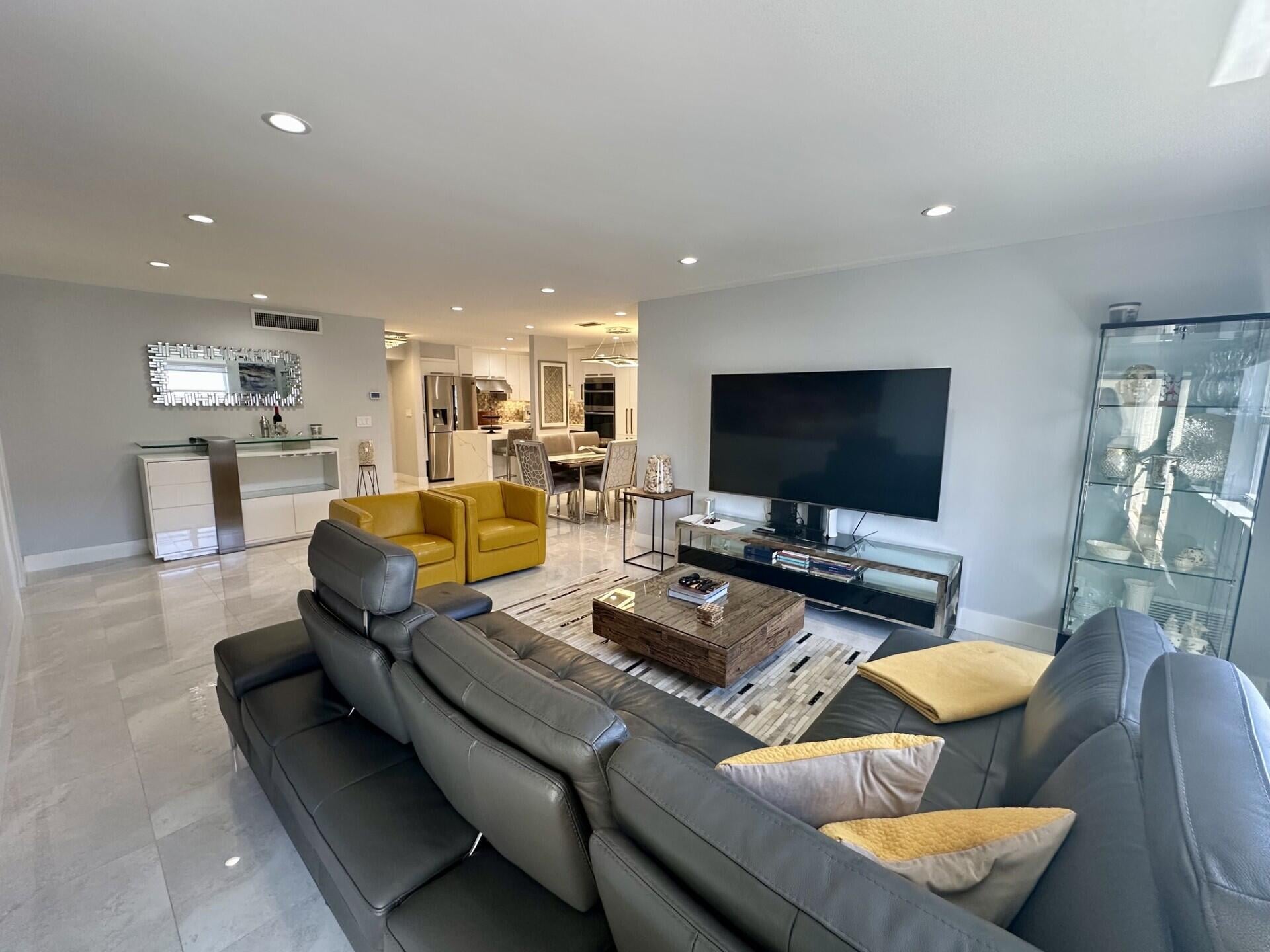 South Palm Beach Unit F501 photo 6