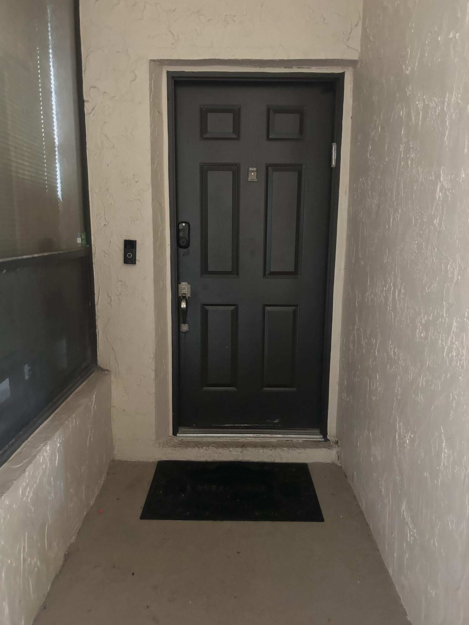 Unit Unit 104 photo 2