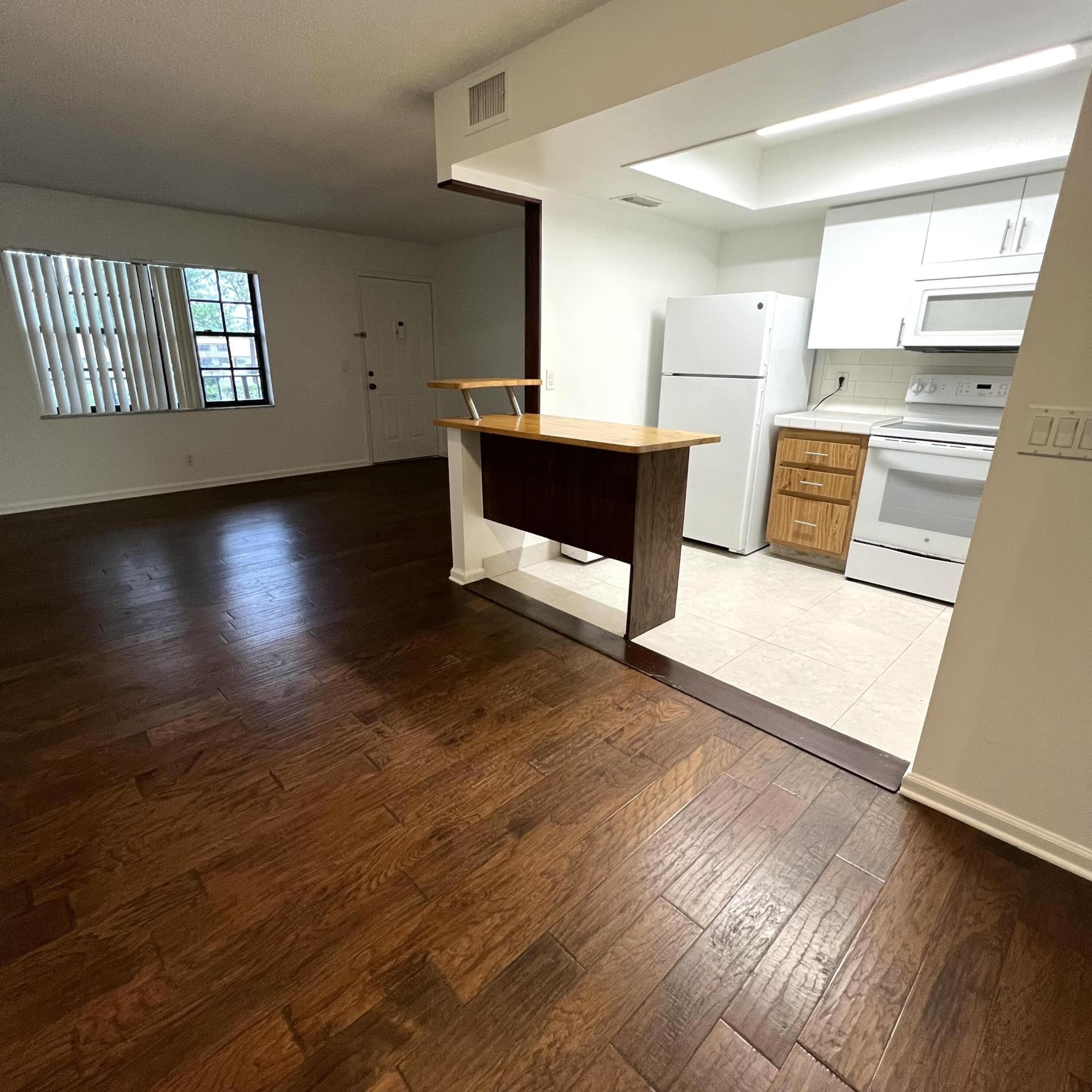 Residence photo 3