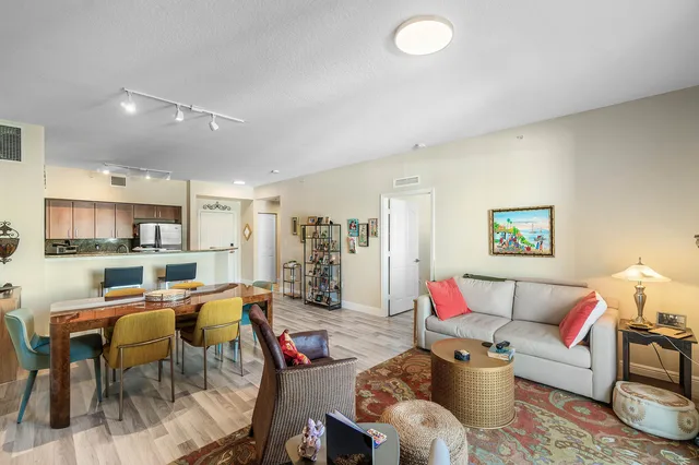 Pineapple Grove Village Condominiums Unit 315 photo 3