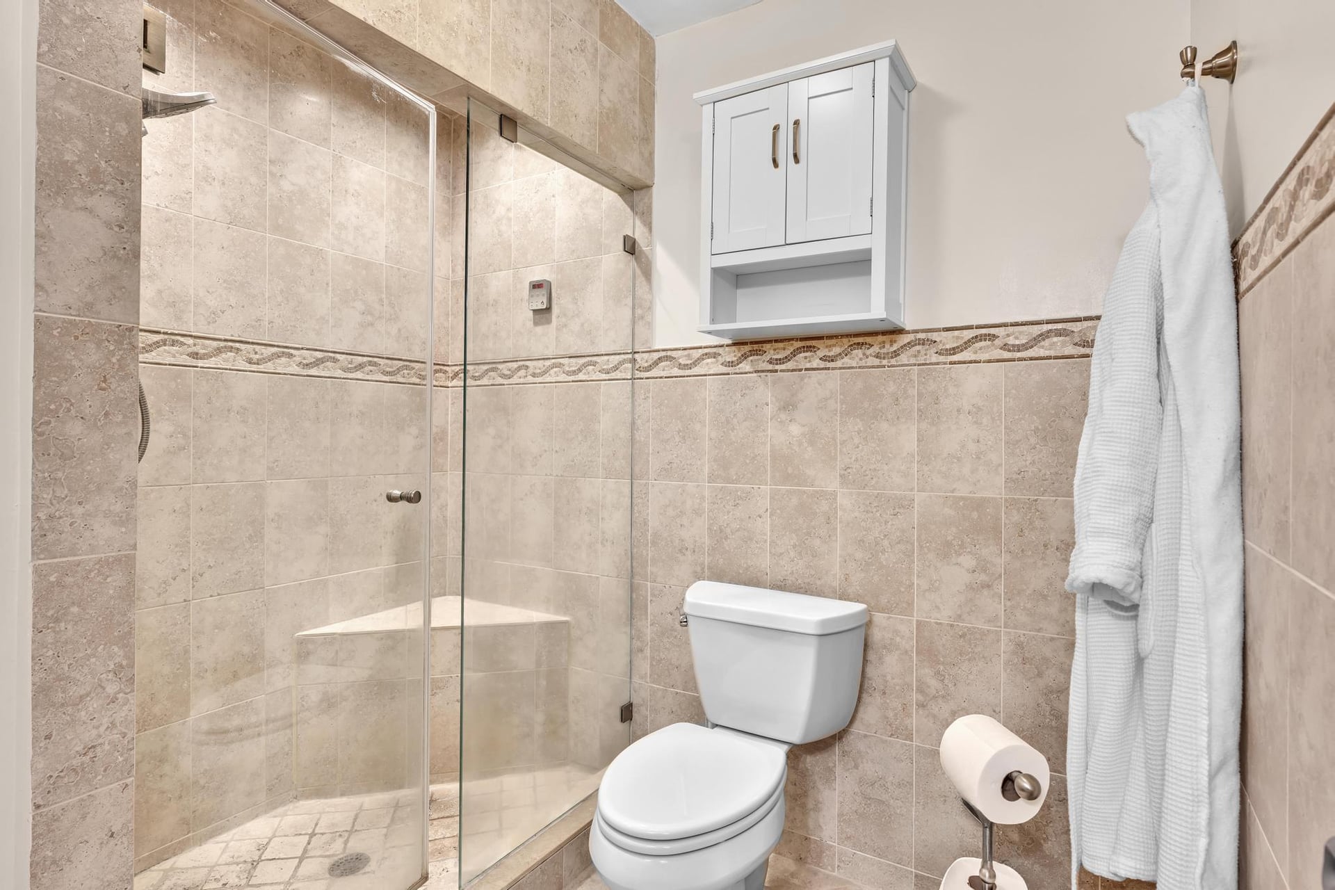 Unit C photo 33