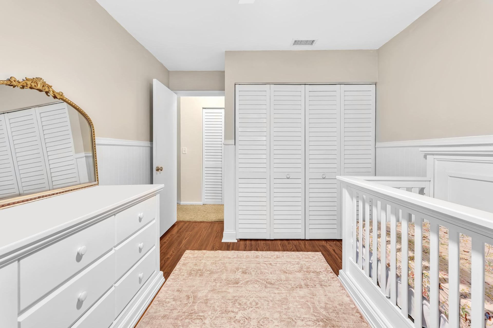 Unit C photo 37