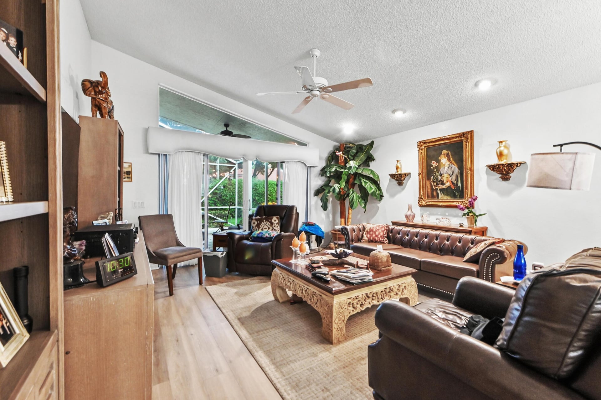 Residence photo 5