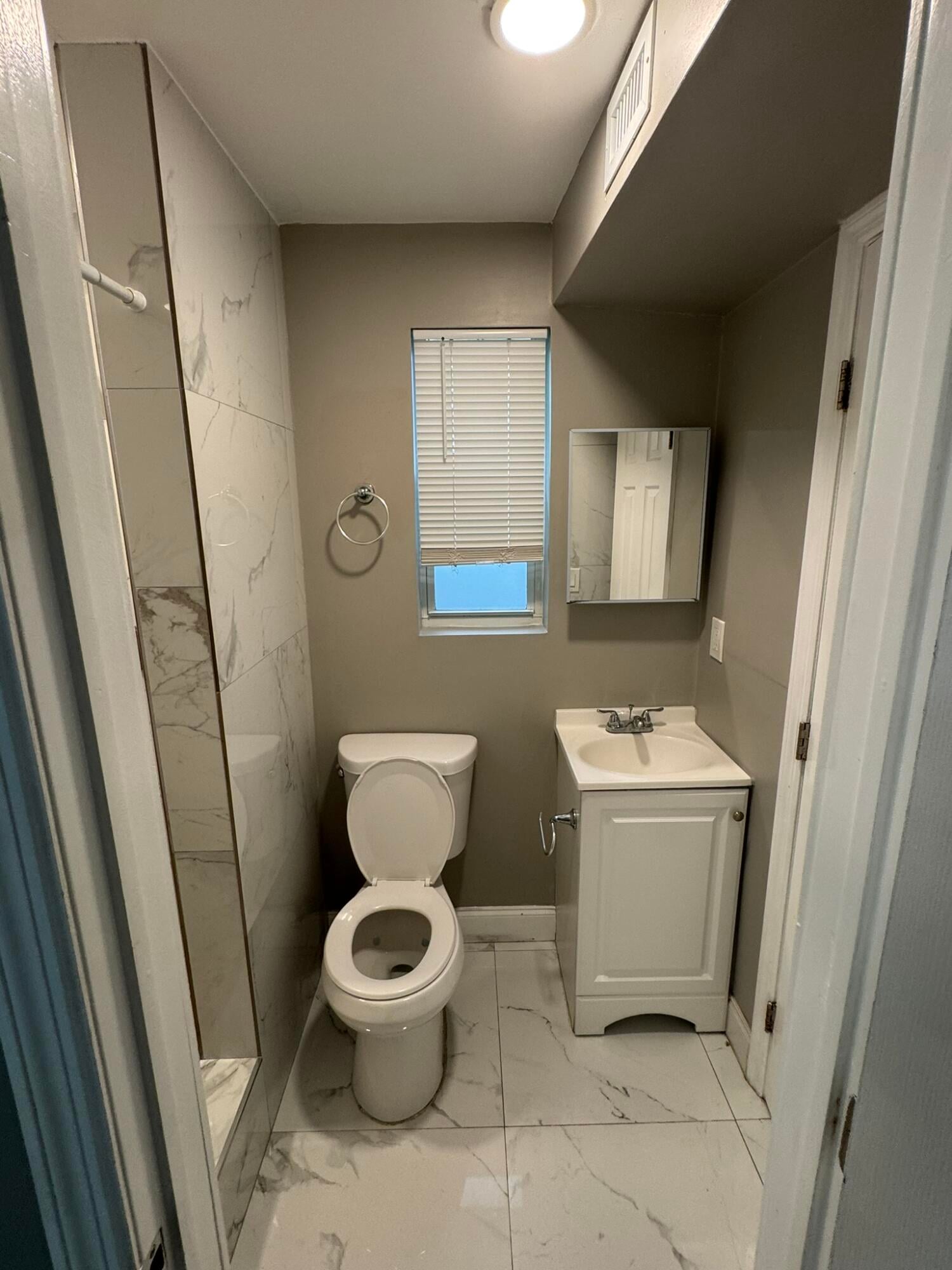  Residence photo 11