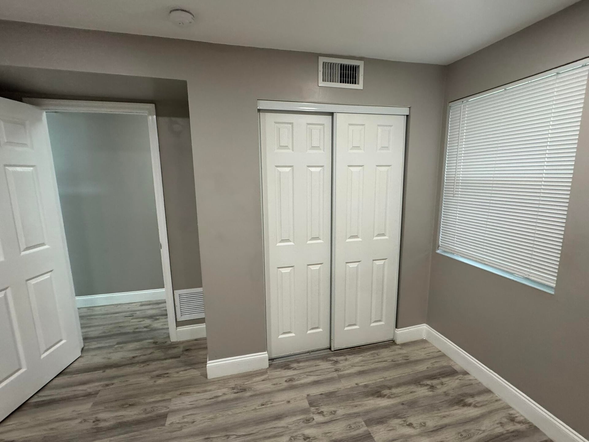  Residence photo 17