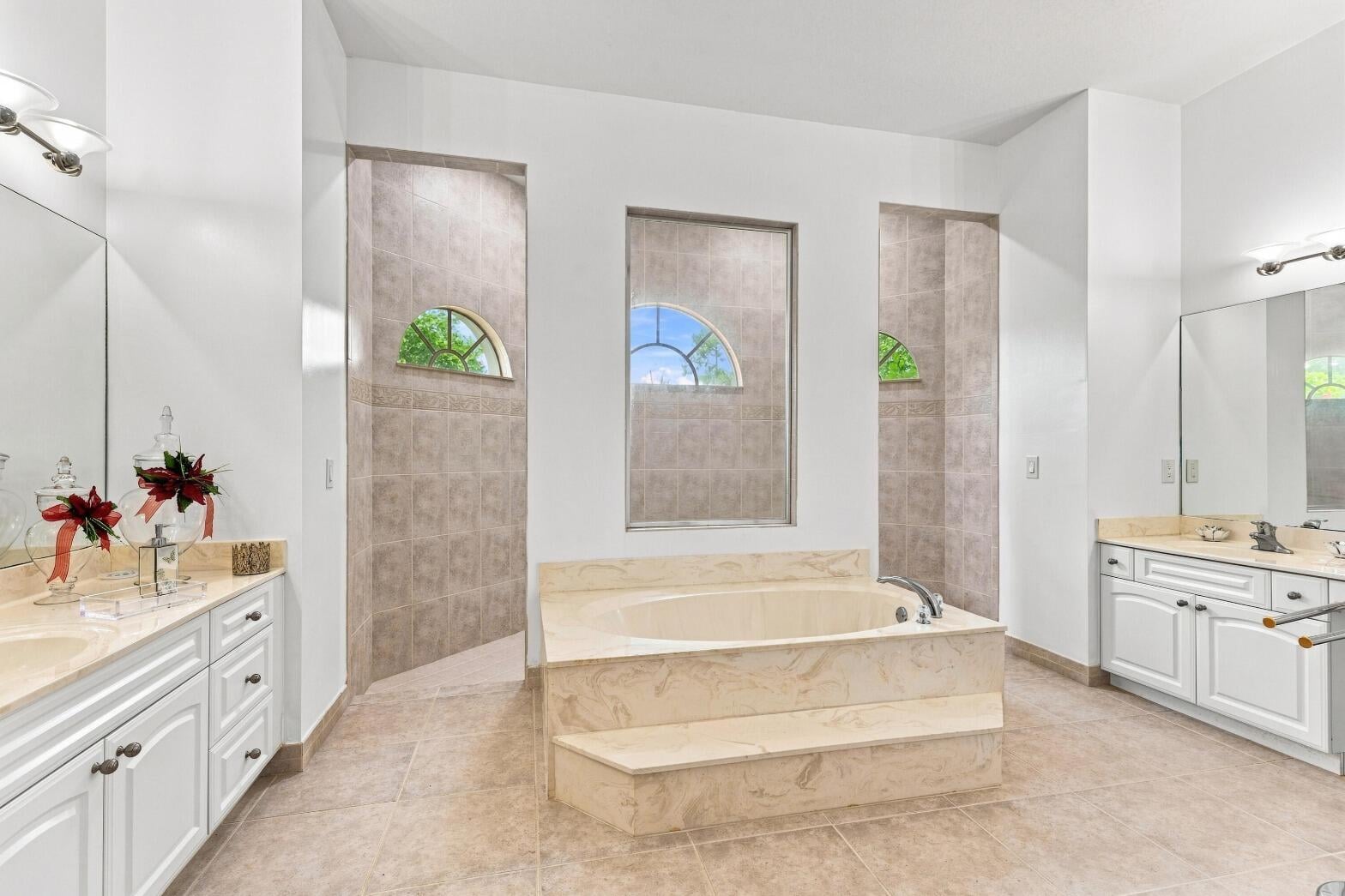  Residence photo 11