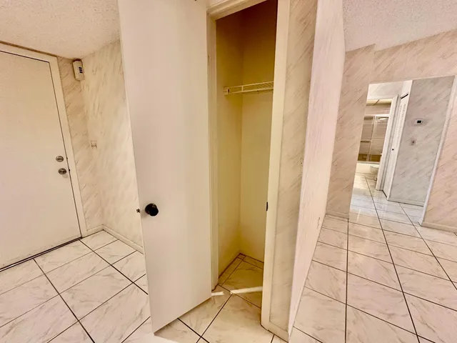 Residence photo 29