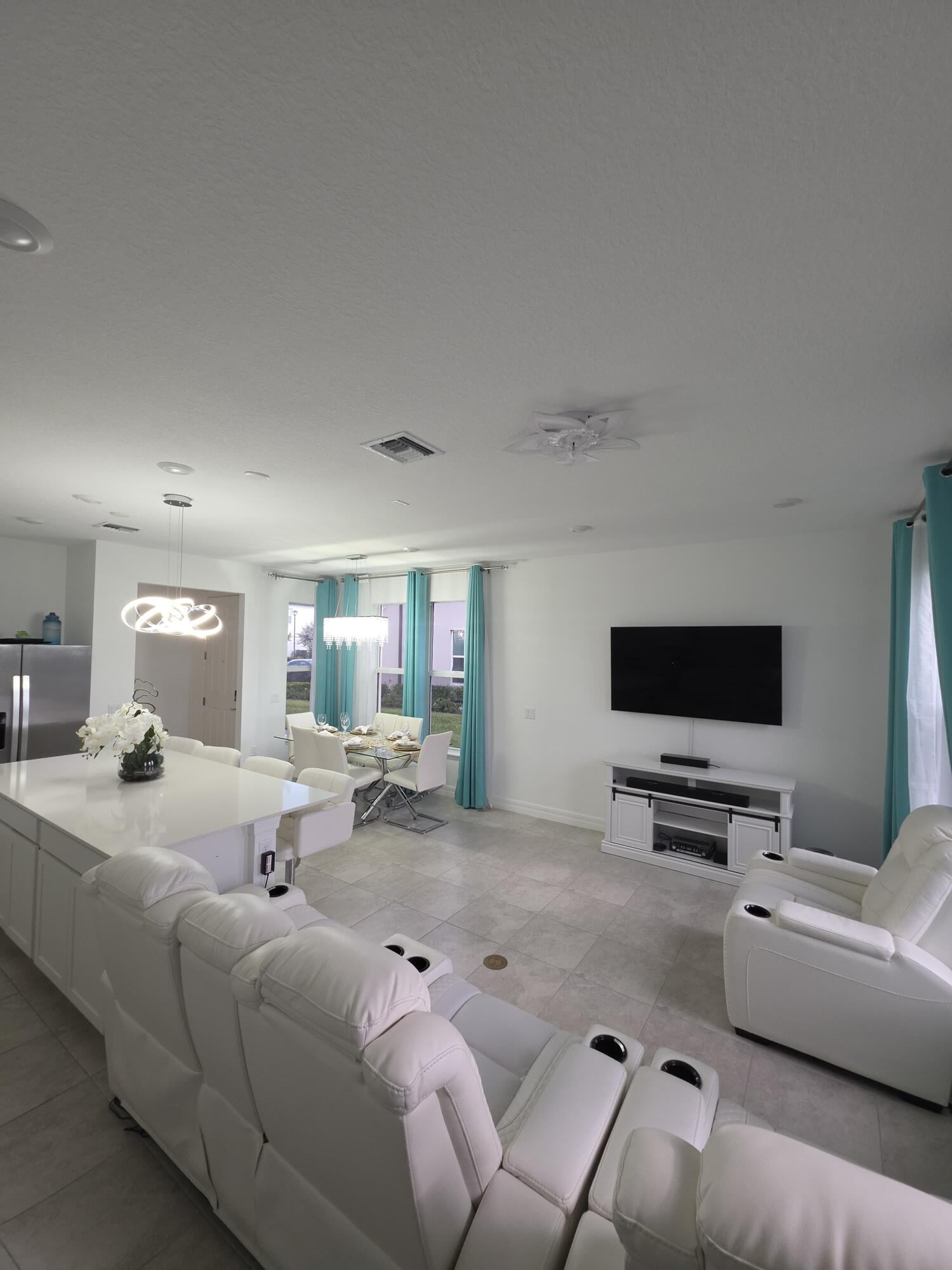 Residence photo 5