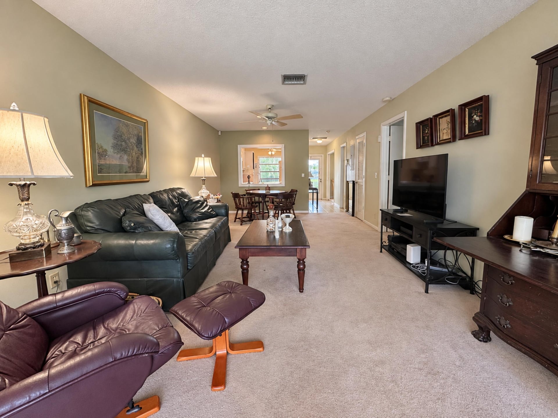 Unit 36-C photo 2