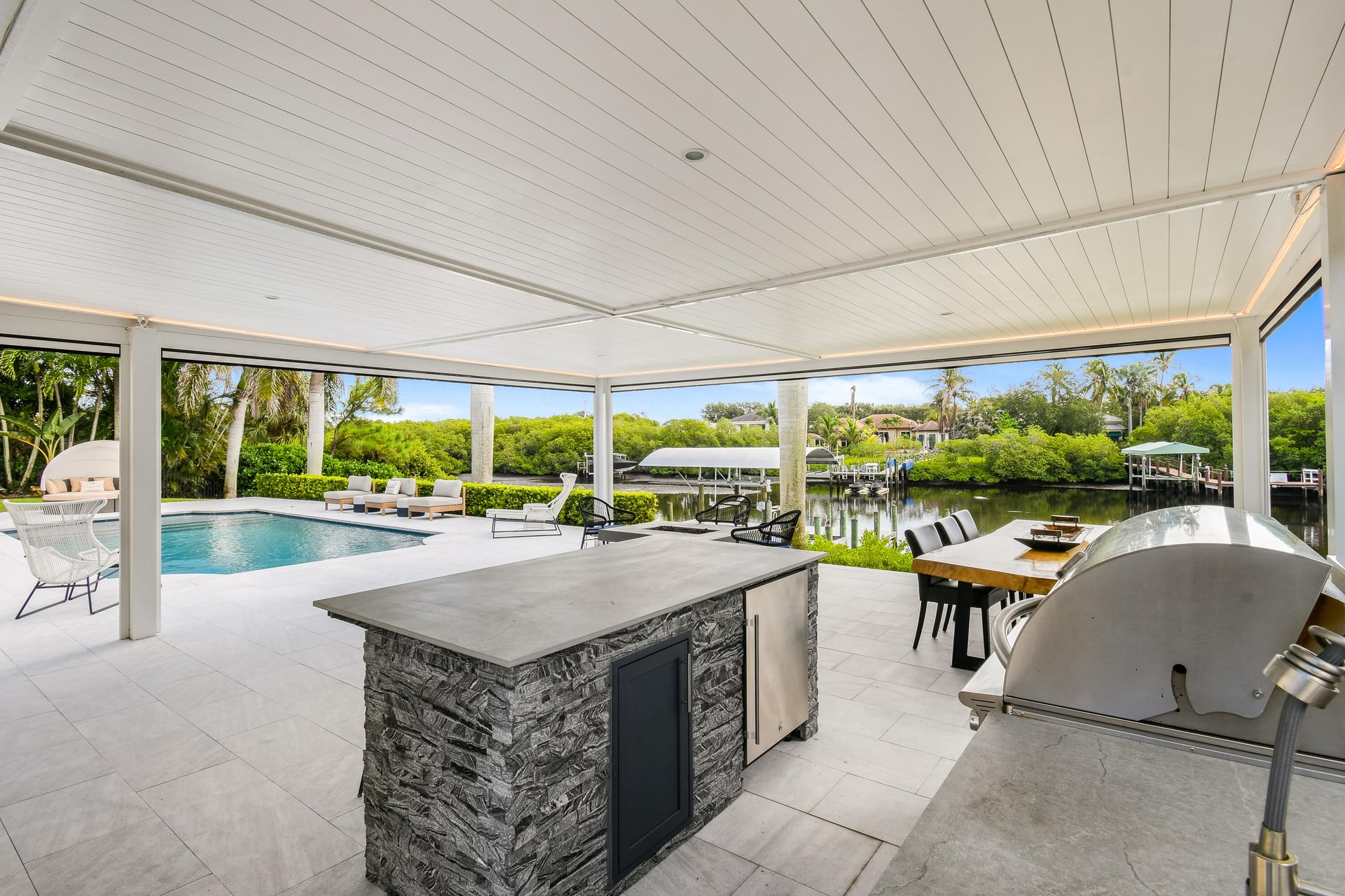 Heritage Oaks Residence photo 12