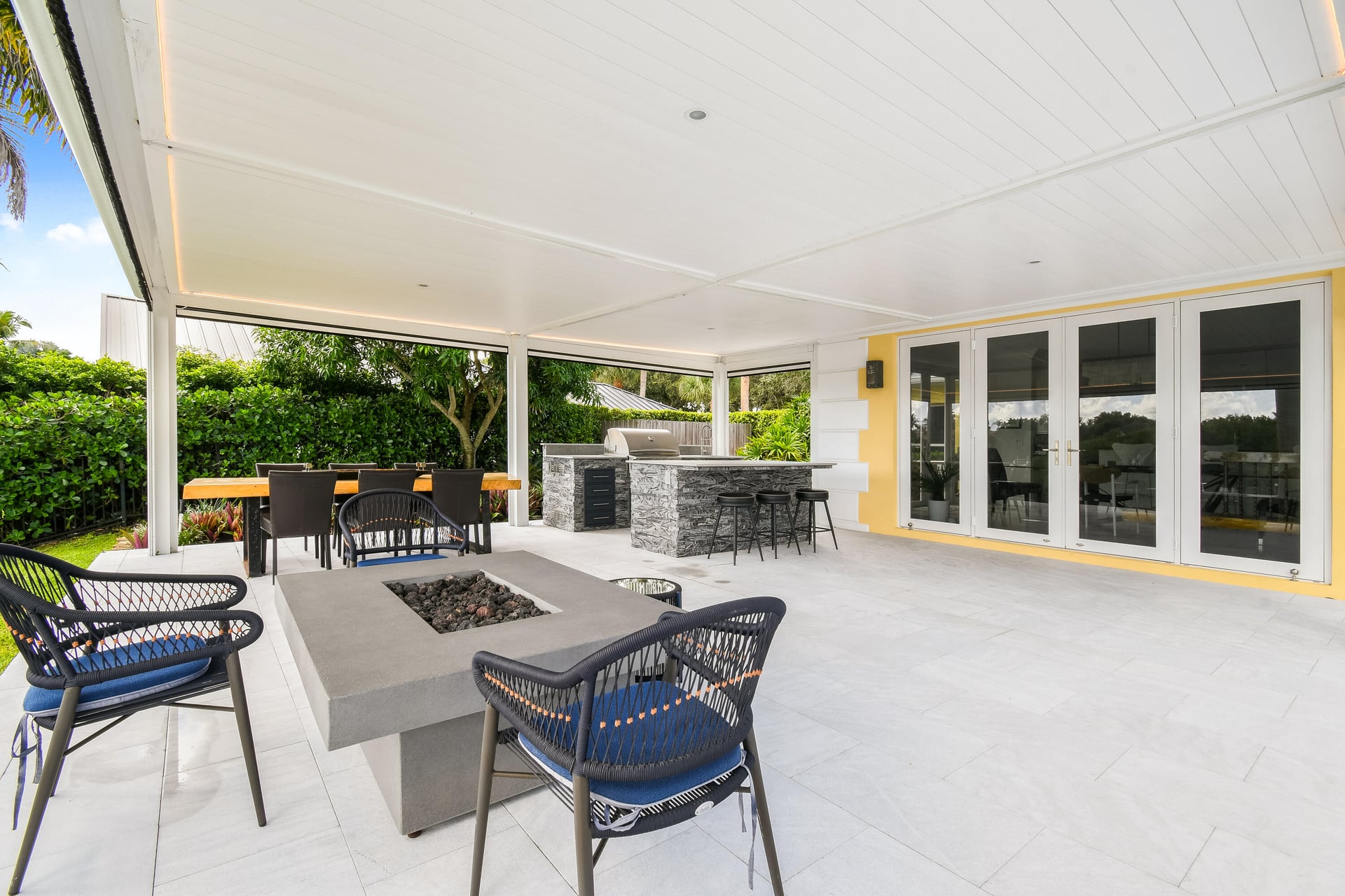 Heritage Oaks Residence photo 21