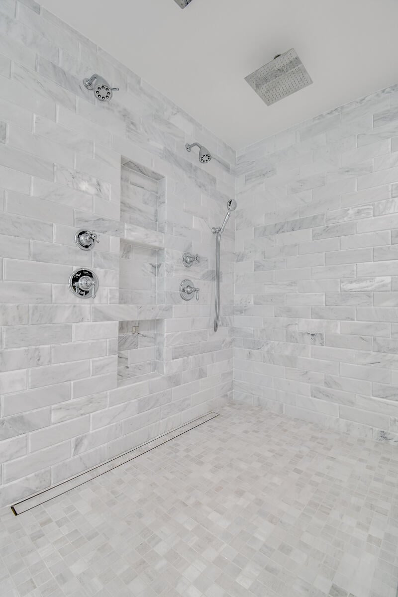 Heritage Oaks Residence photo 35