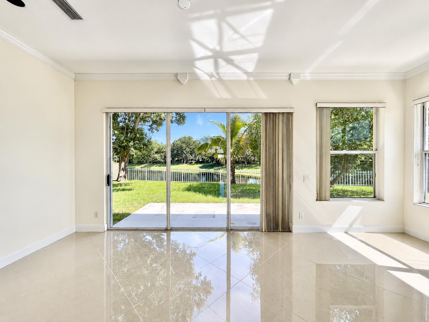 Residence photo 20