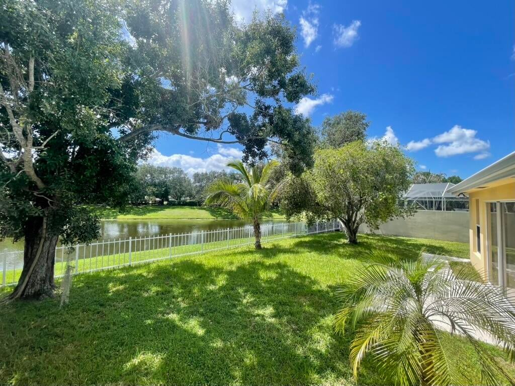 Residence photo 32