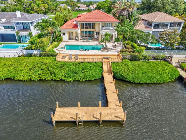 Admirals Cove Residence photo 6