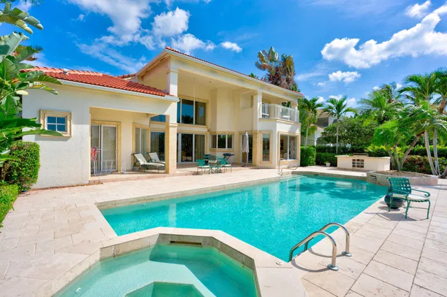 Admirals Cove Residence photo 8