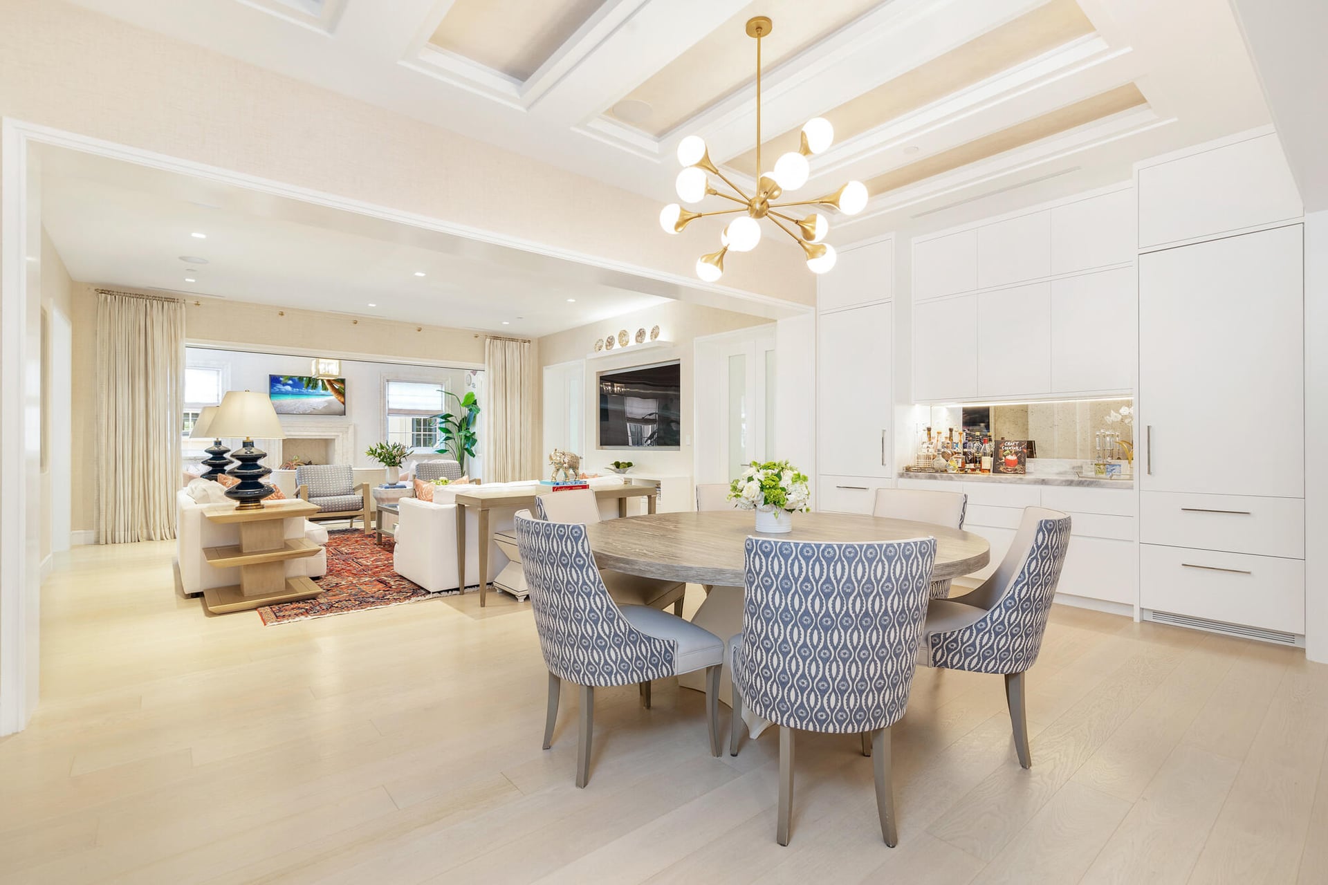 In-Town Palm Beach Residence photo 7