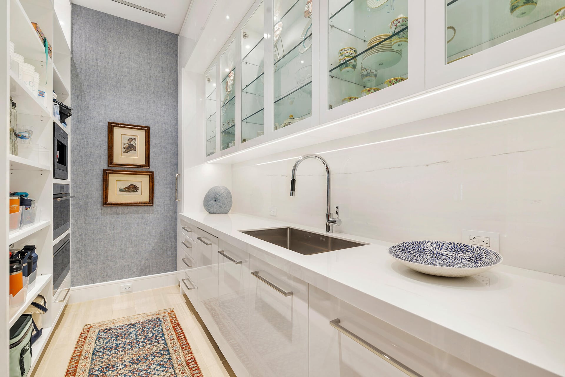 In-Town Palm Beach Residence photo 15