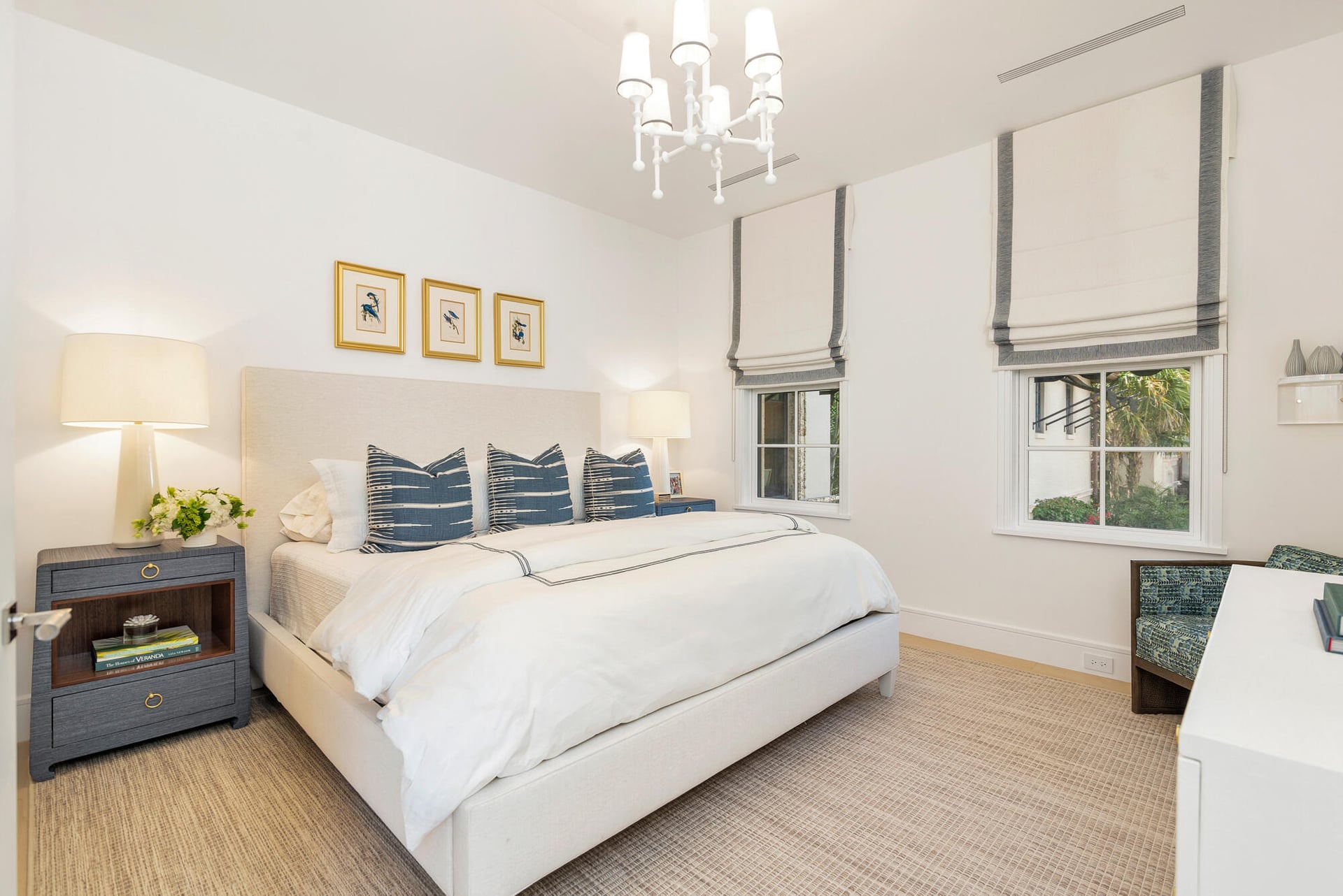 In-Town Palm Beach Residence photo 29