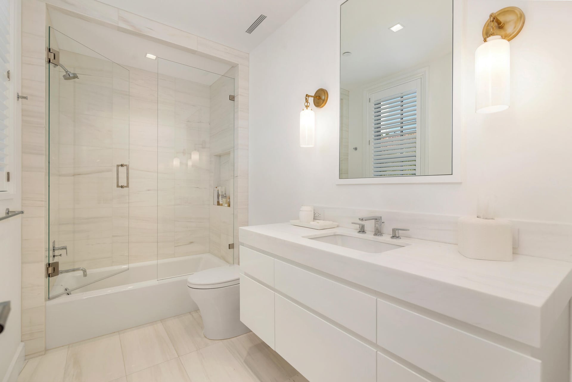 In-Town Palm Beach Residence photo 30
