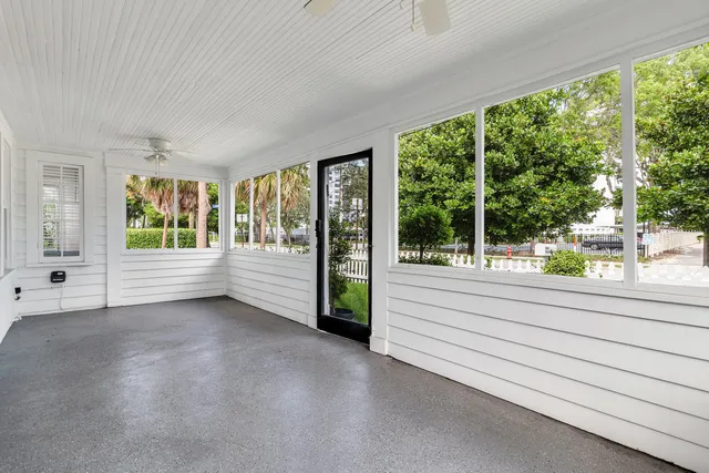 West Palm Beach Residence photo 2