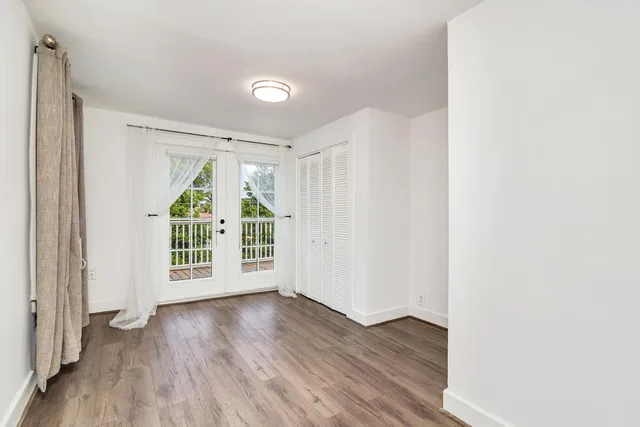 West Palm Beach Residence photo 12