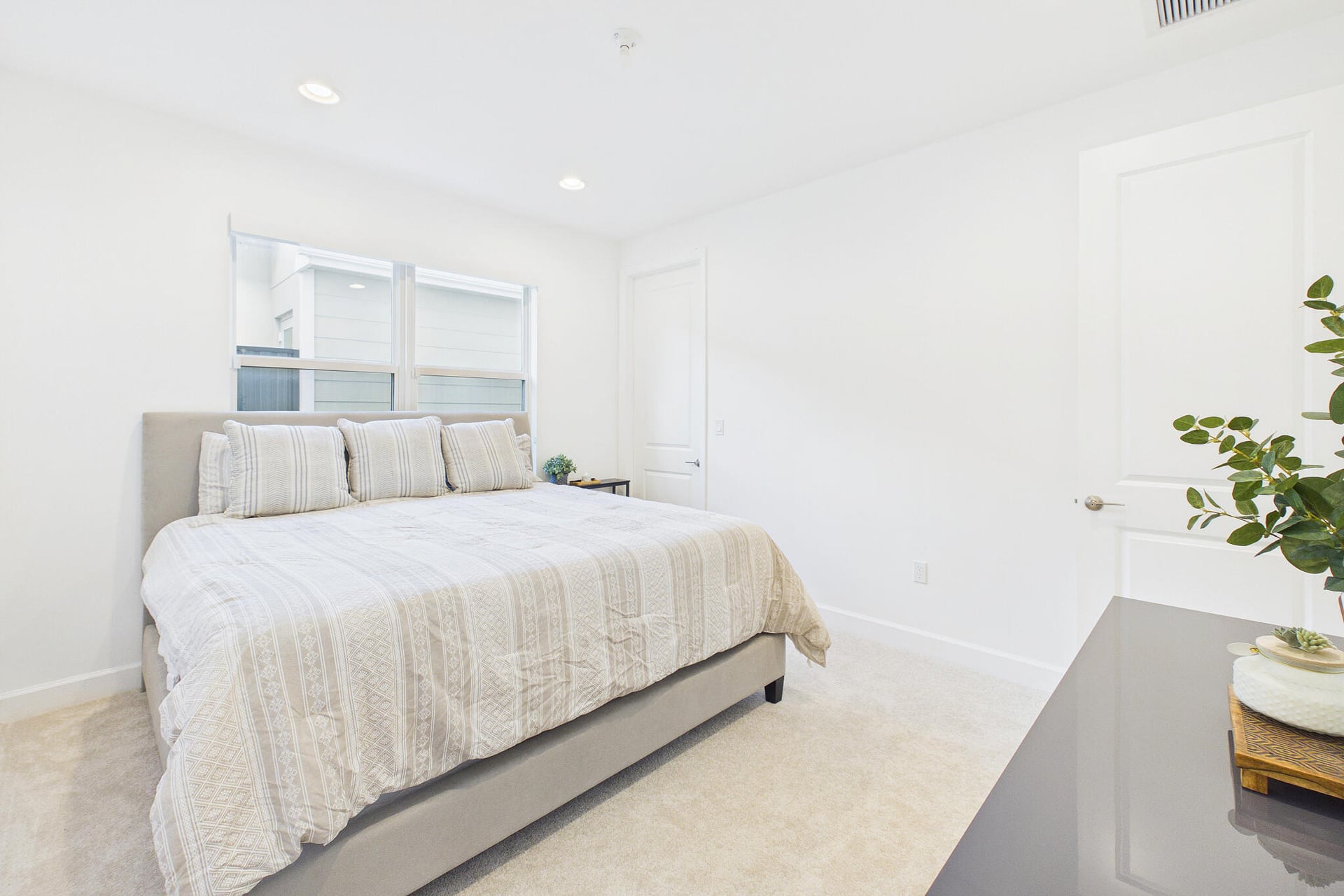  Residence photo 70