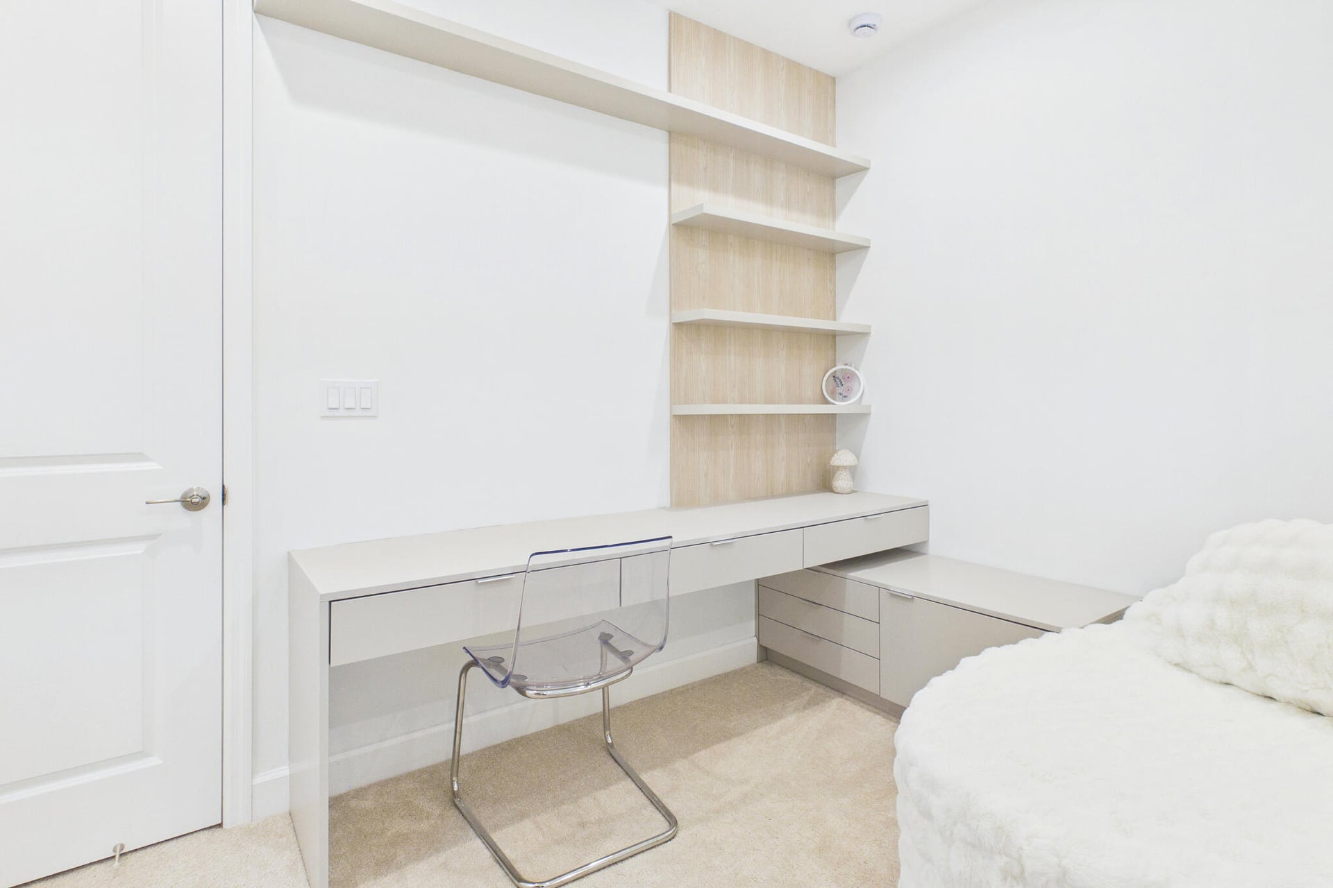  Residence photo 95