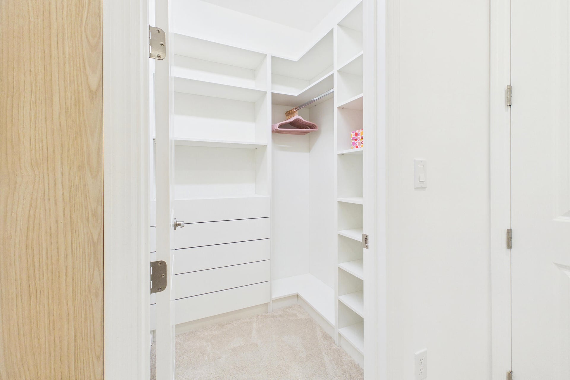  Residence photo 96
