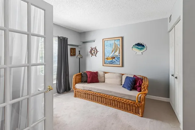  Residence photo 22