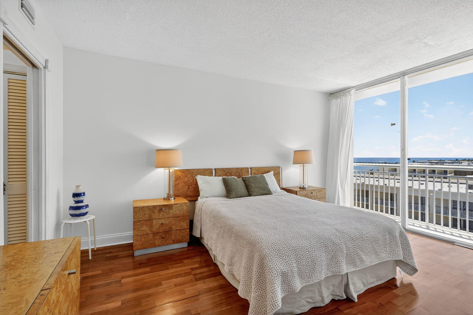 South Palm Beach Unit 806 photo 5