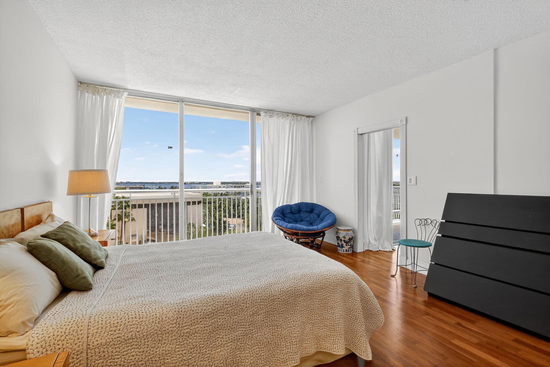 South Palm Beach Unit 806 photo 6