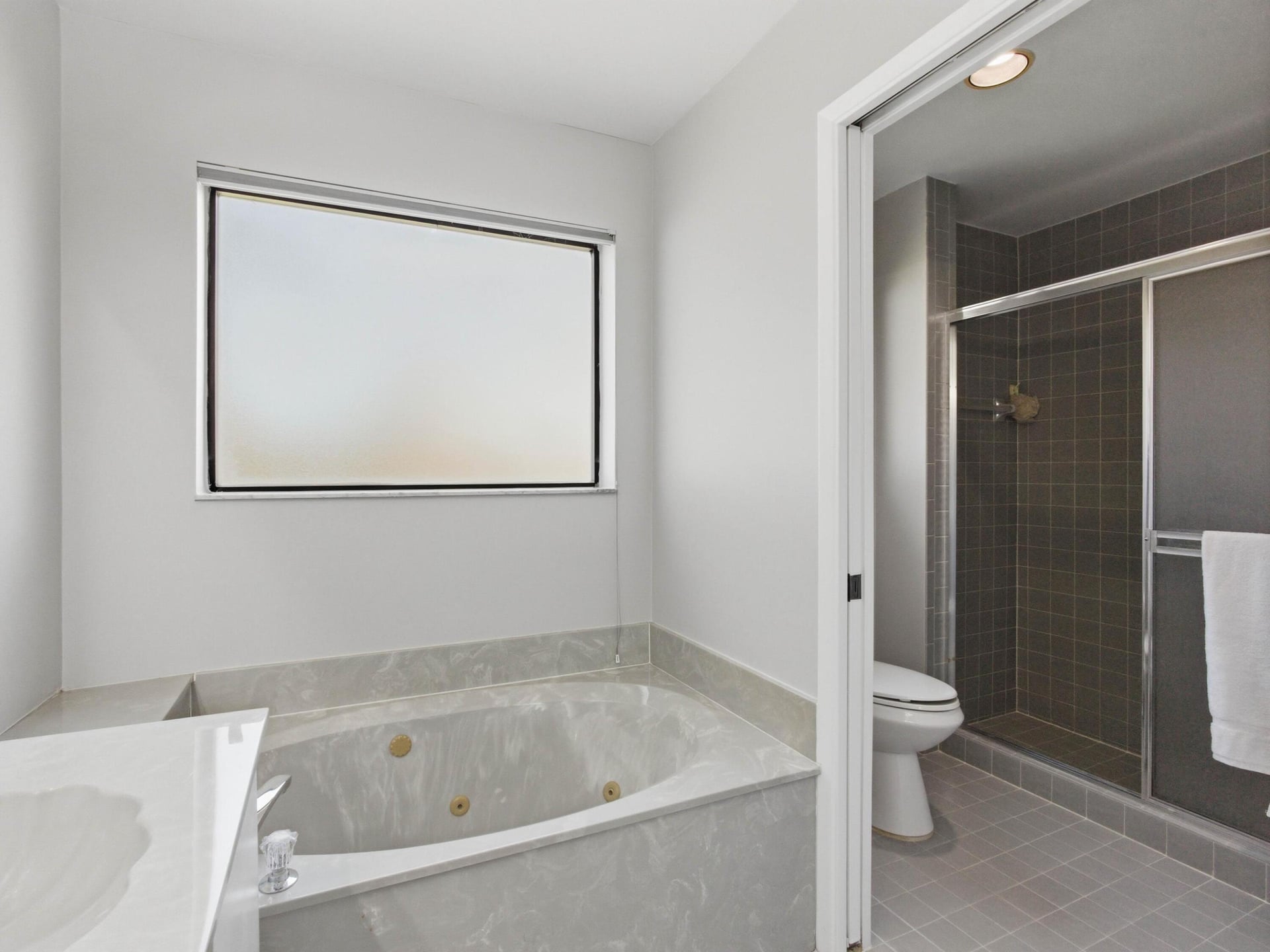 Residence photo 68