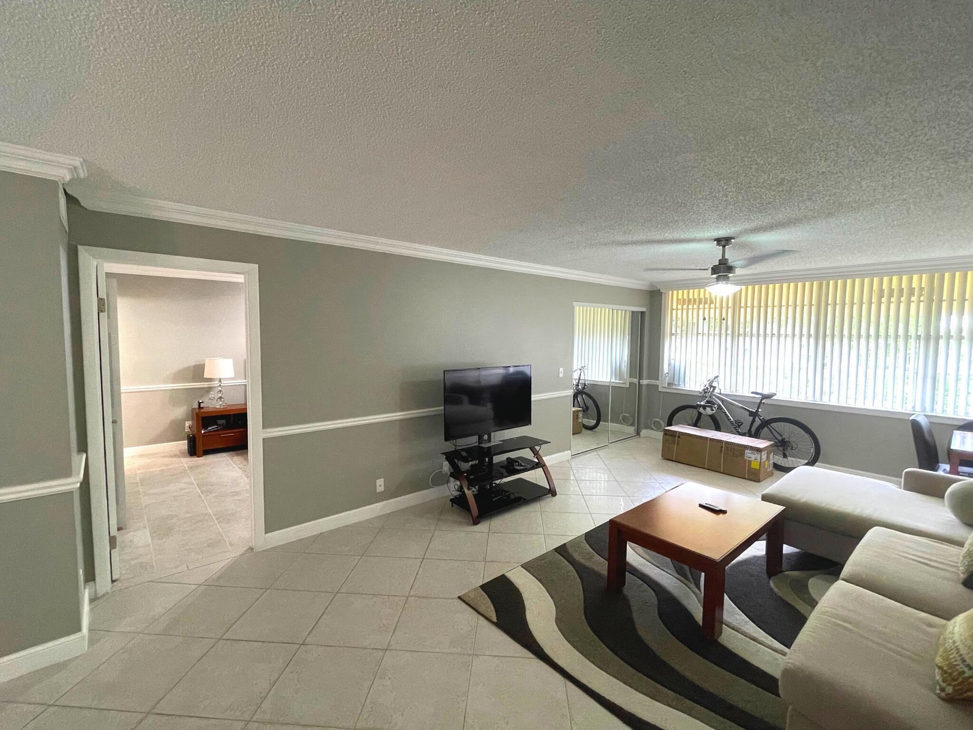  Unit 2070 photo 14