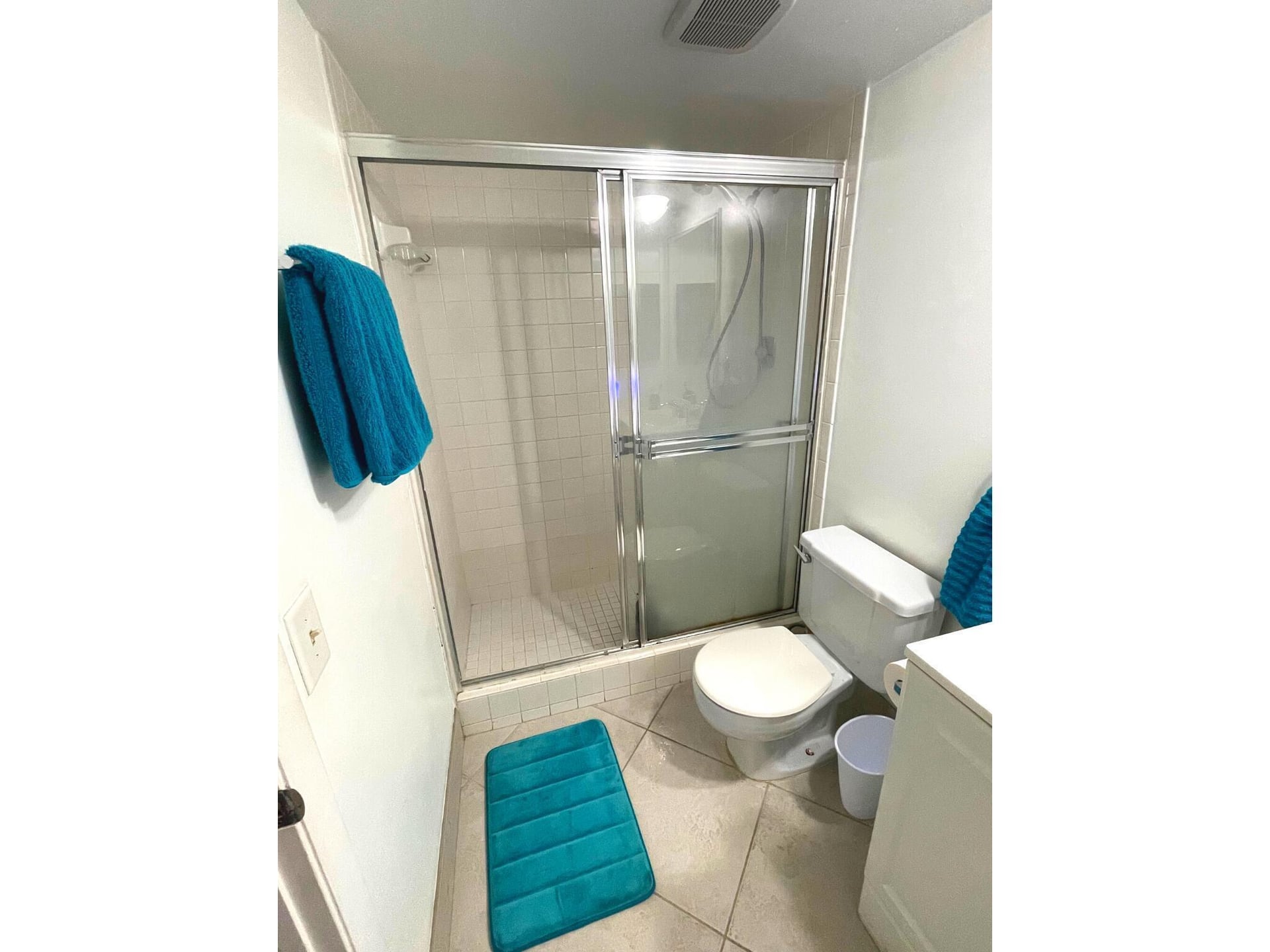  Unit 2070 photo 16