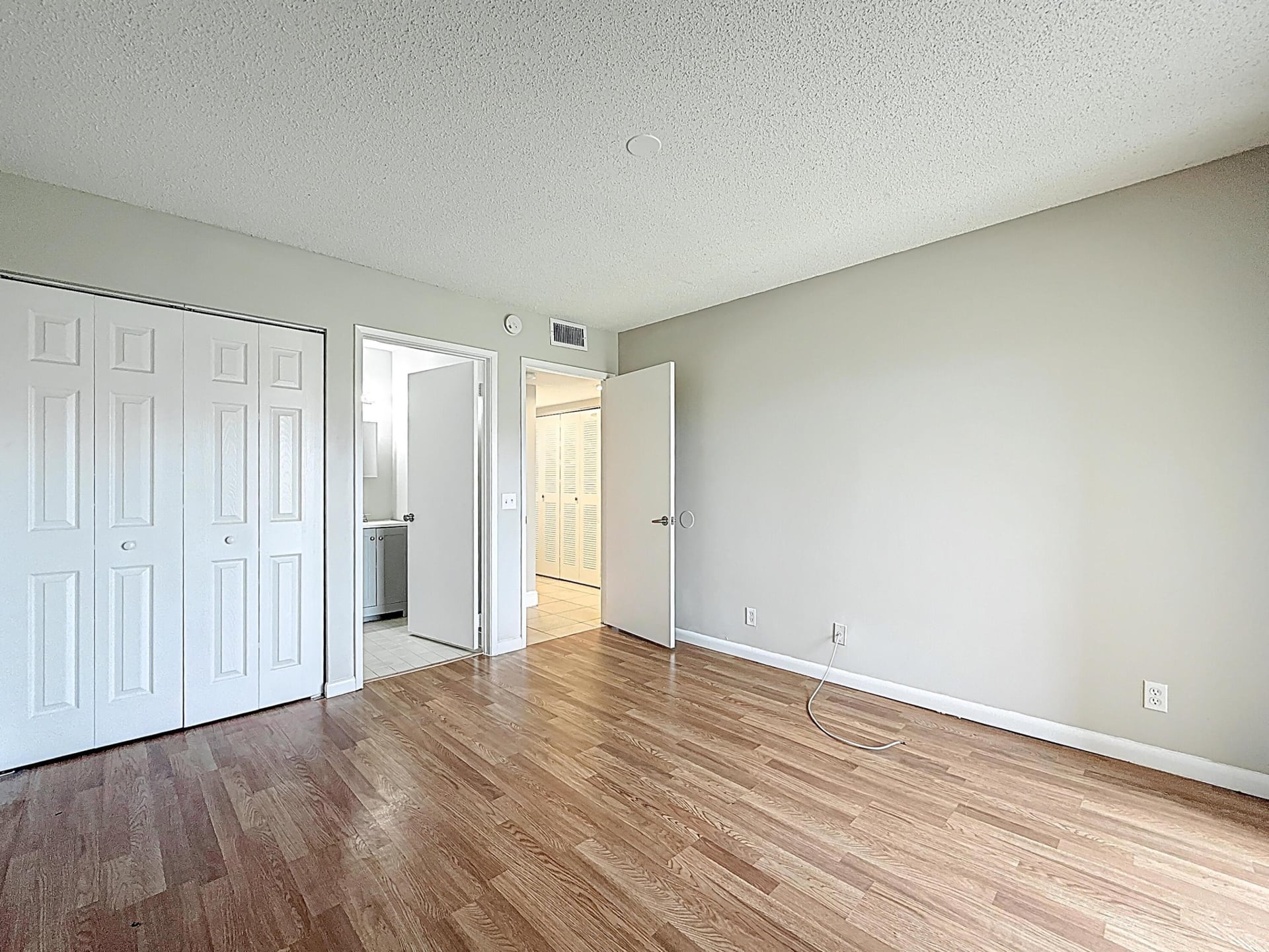  Residence photo 17