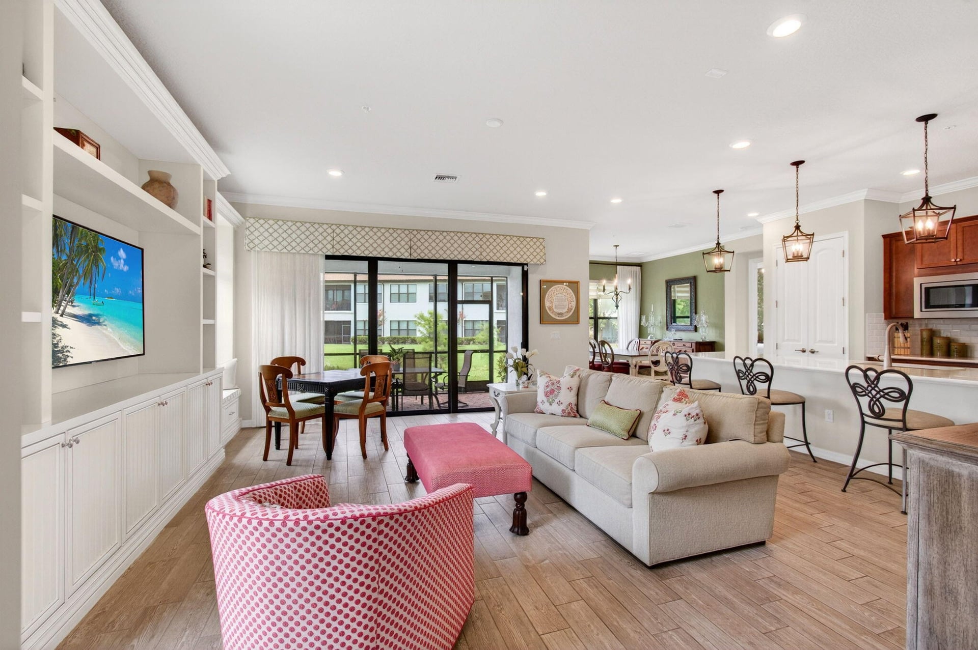 Residence photo 4