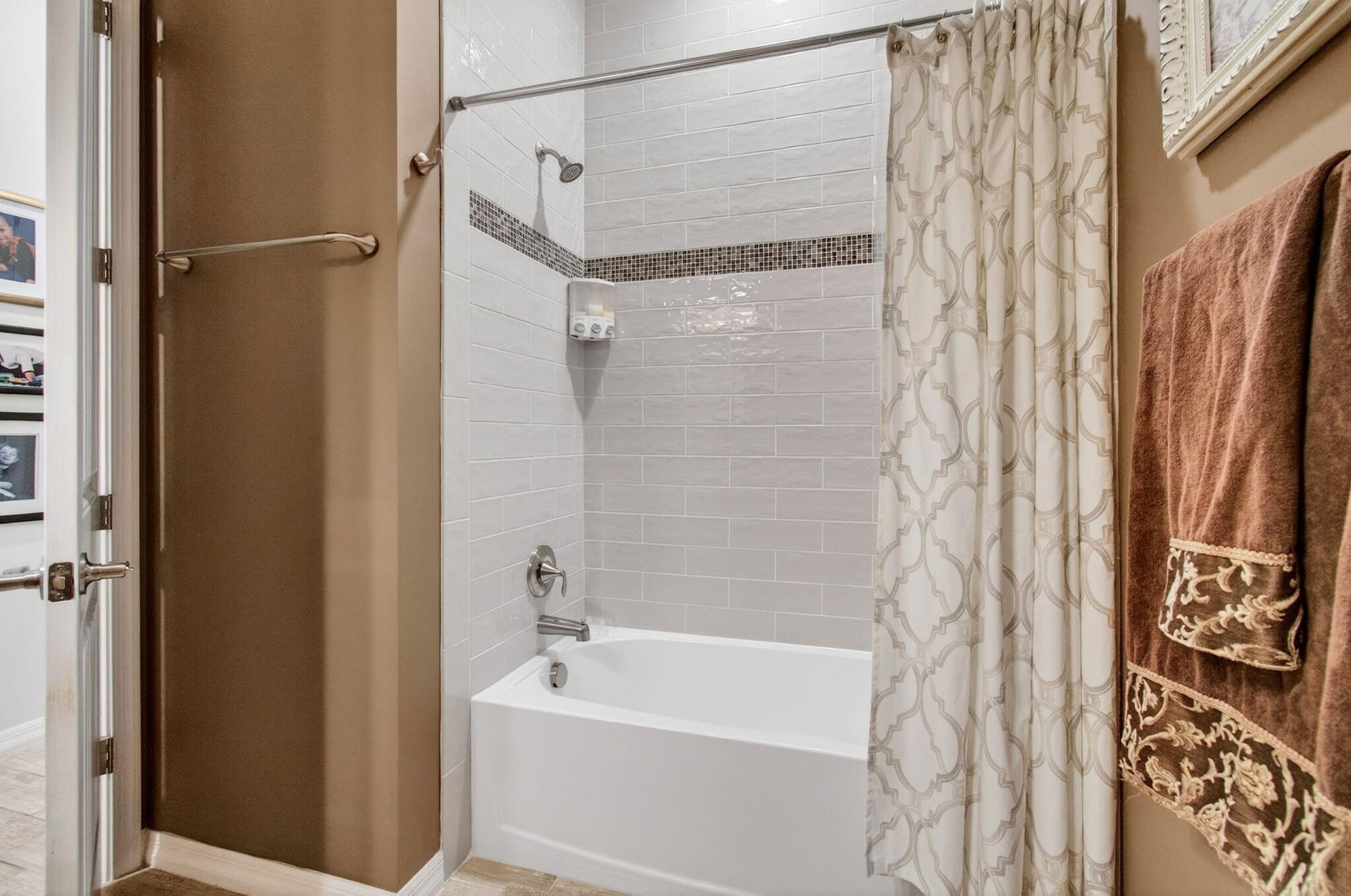 Residence photo 34