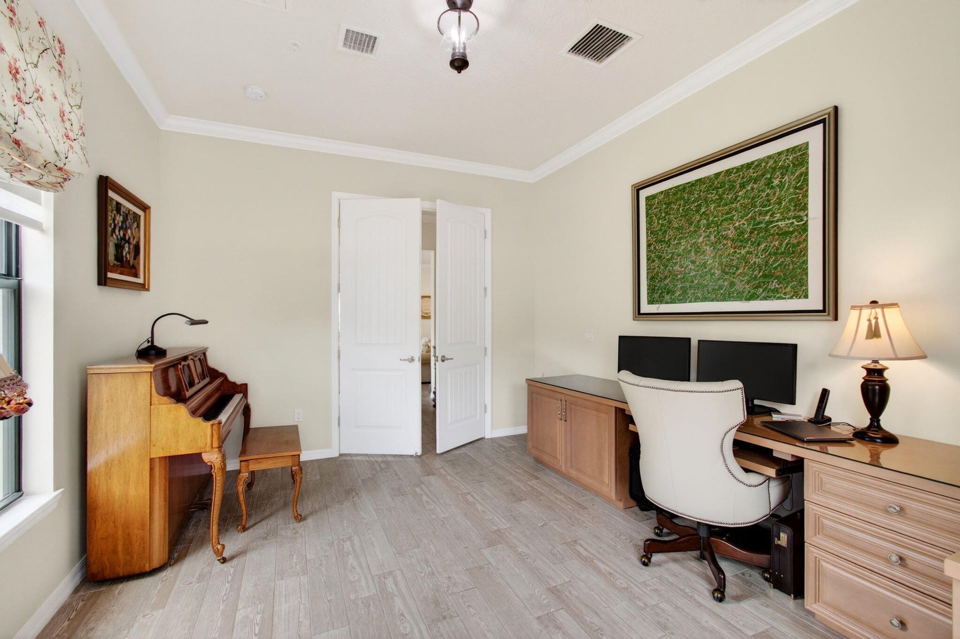 Residence photo 39