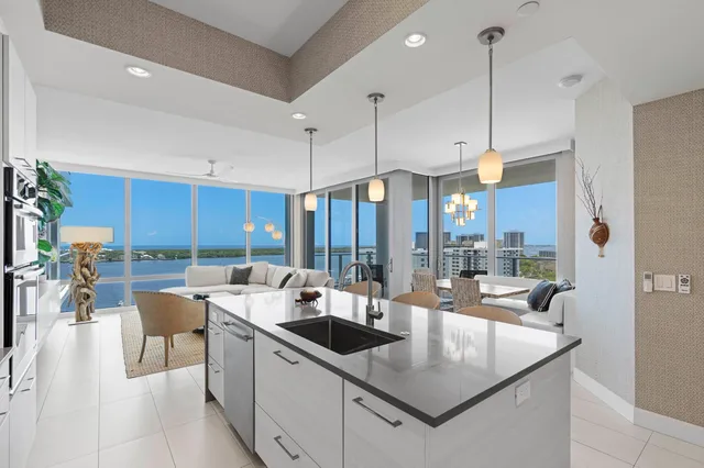 Water Club North Palm Beach Unit 1204 photo 4