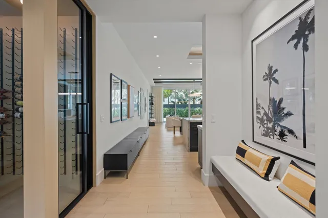 Residence photo 4