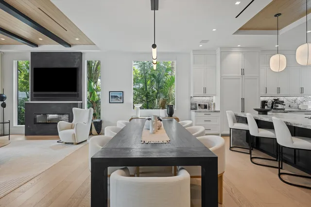 Residence photo 6