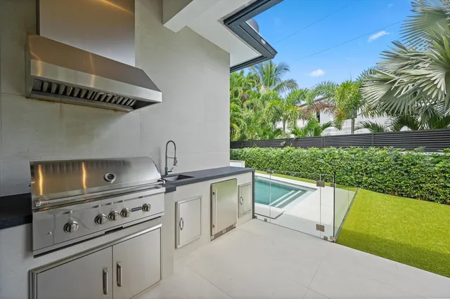 Residence photo 61