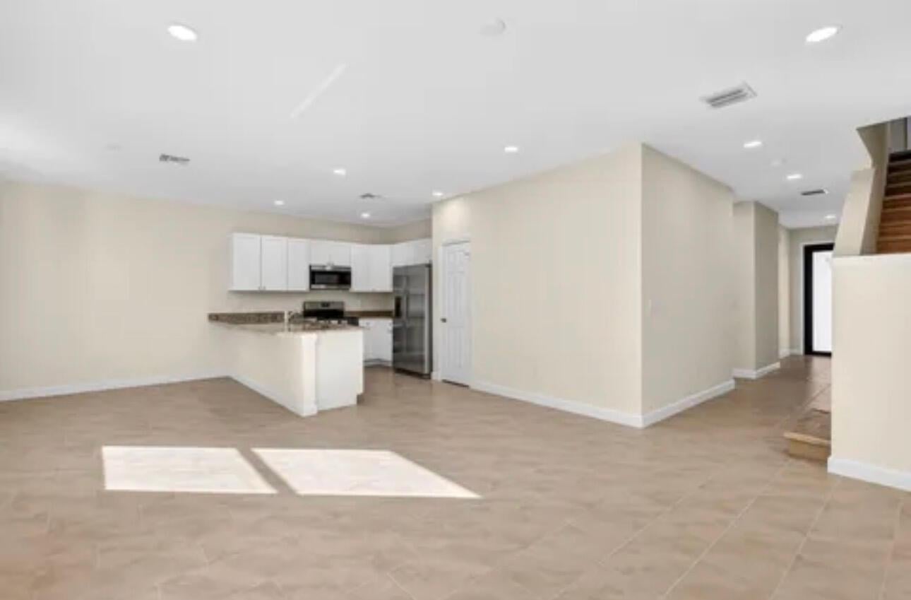 Residence photo 5