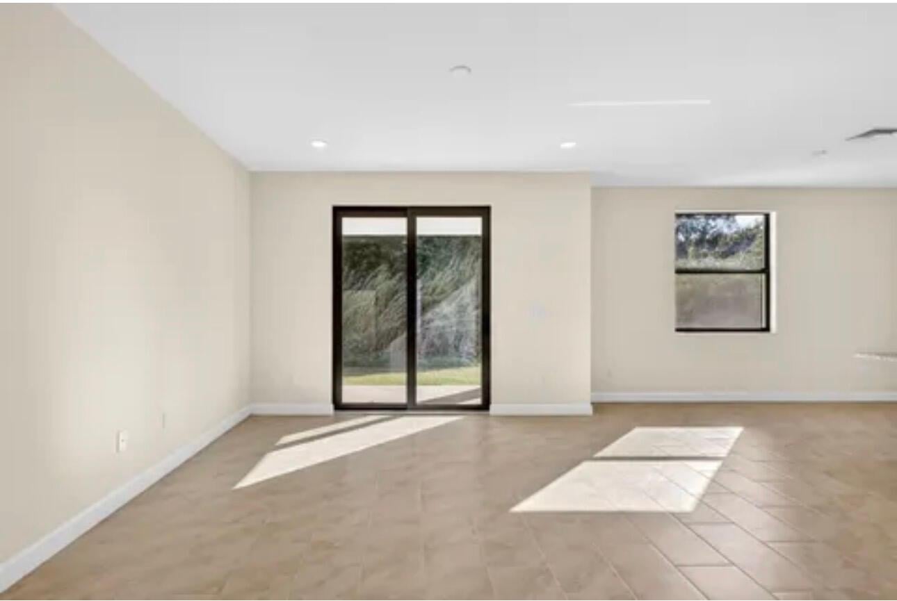 Residence photo 7