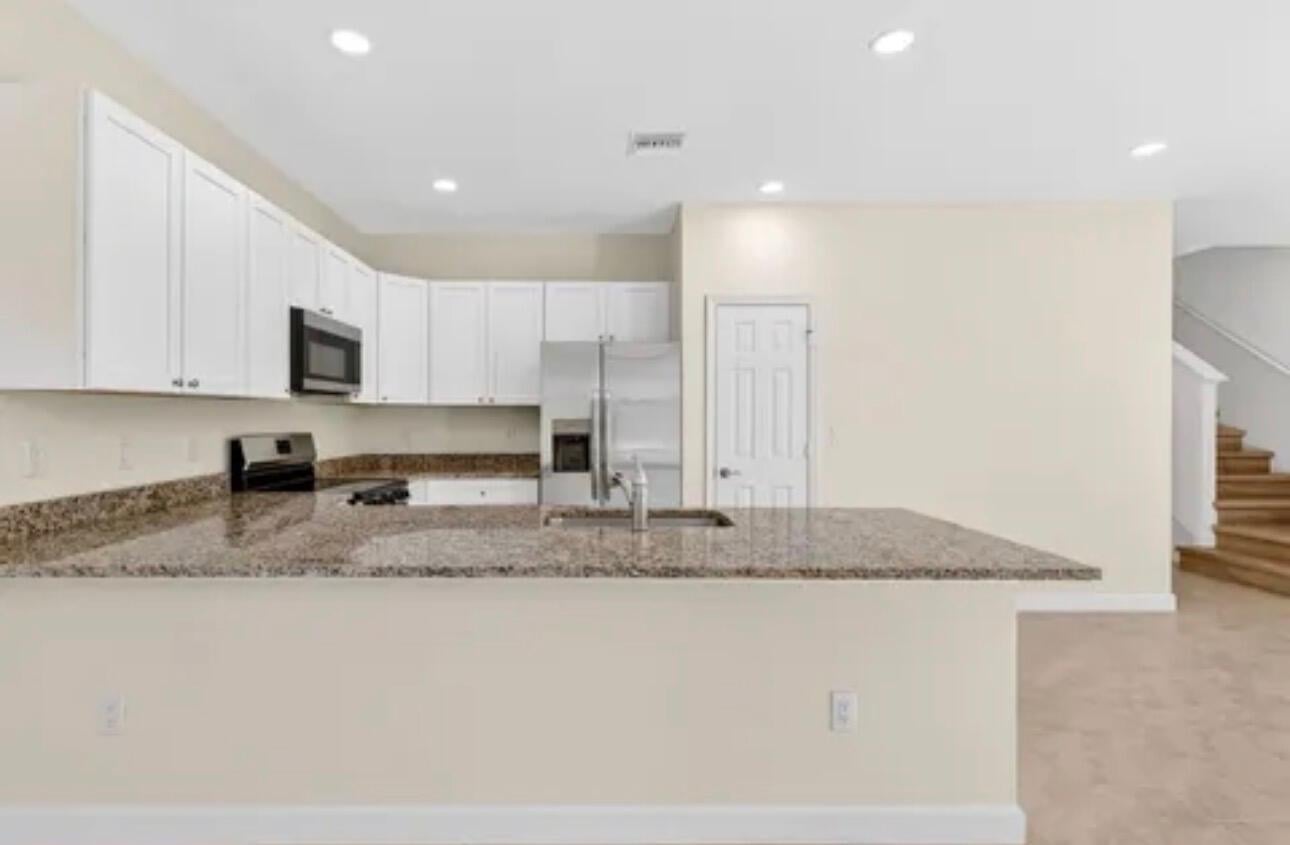 Residence photo 8