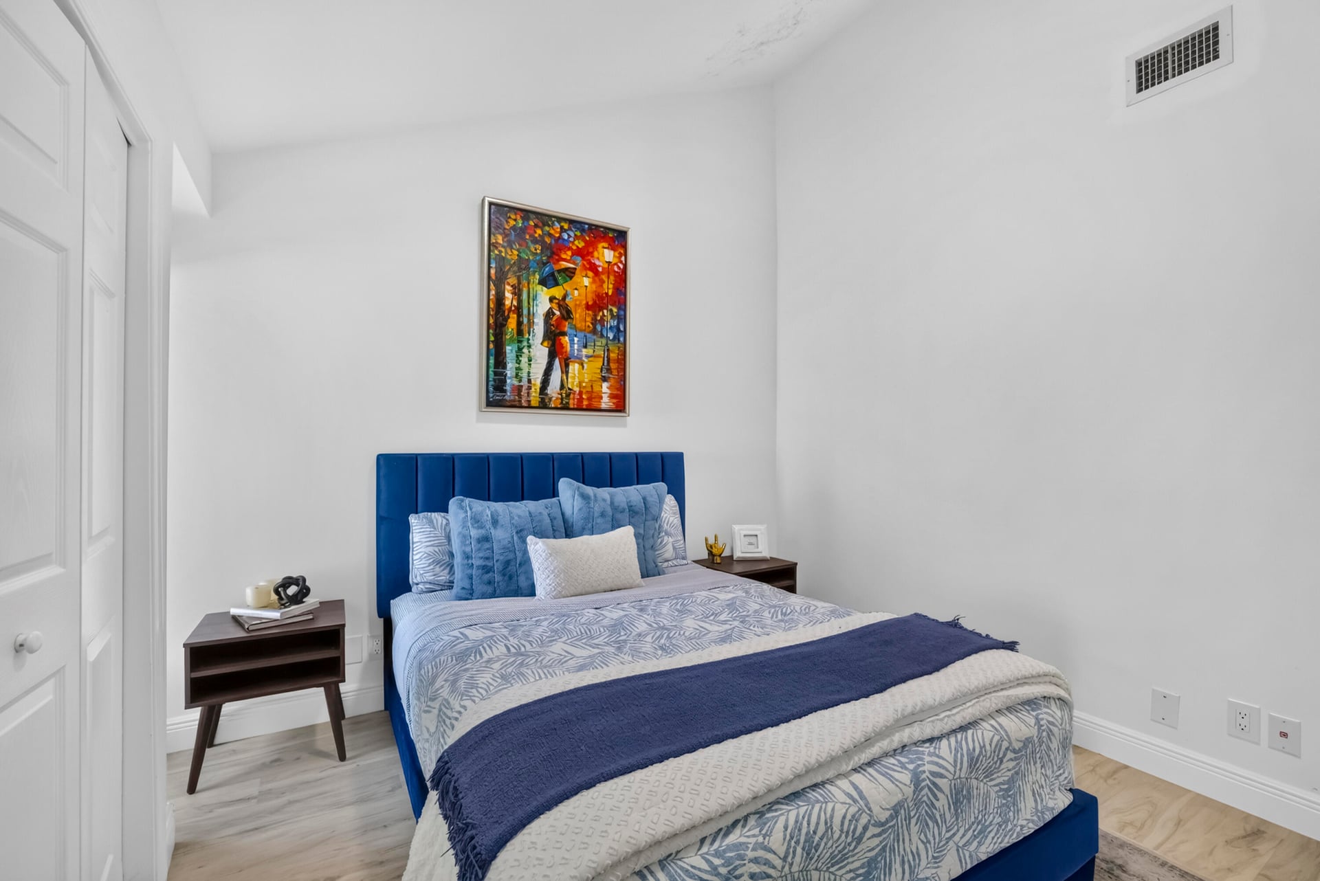  Residence photo 32